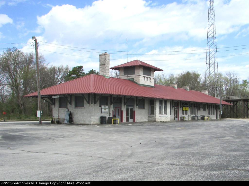 Former Mopac depot